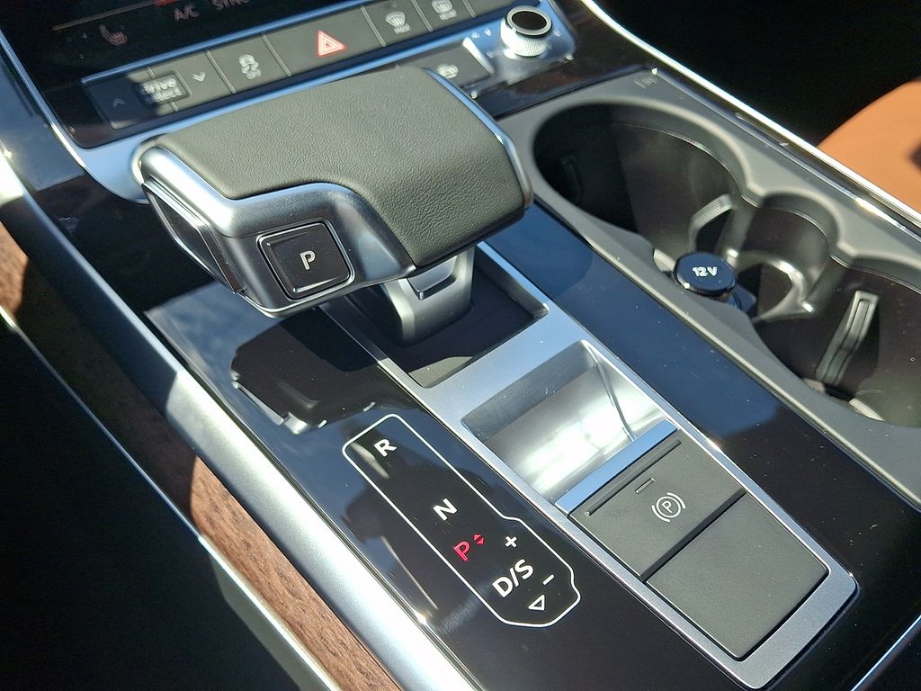 Thumbnail: 2026 Audi Q7 - 12
