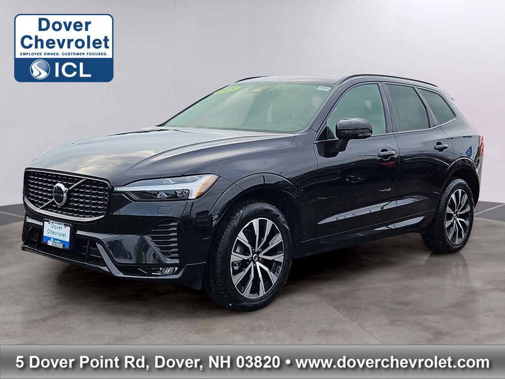 2025 Volvo XC60 B5 Core Dark Theme AWD