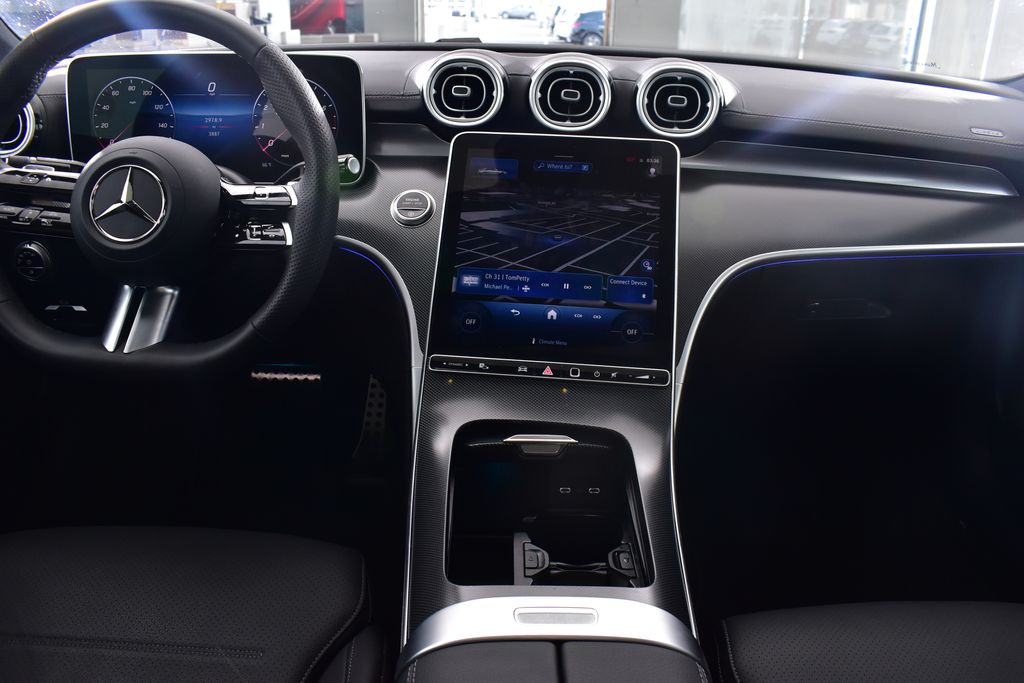 Thumbnail: 2025 Mercedes-Benz C-Class - 25