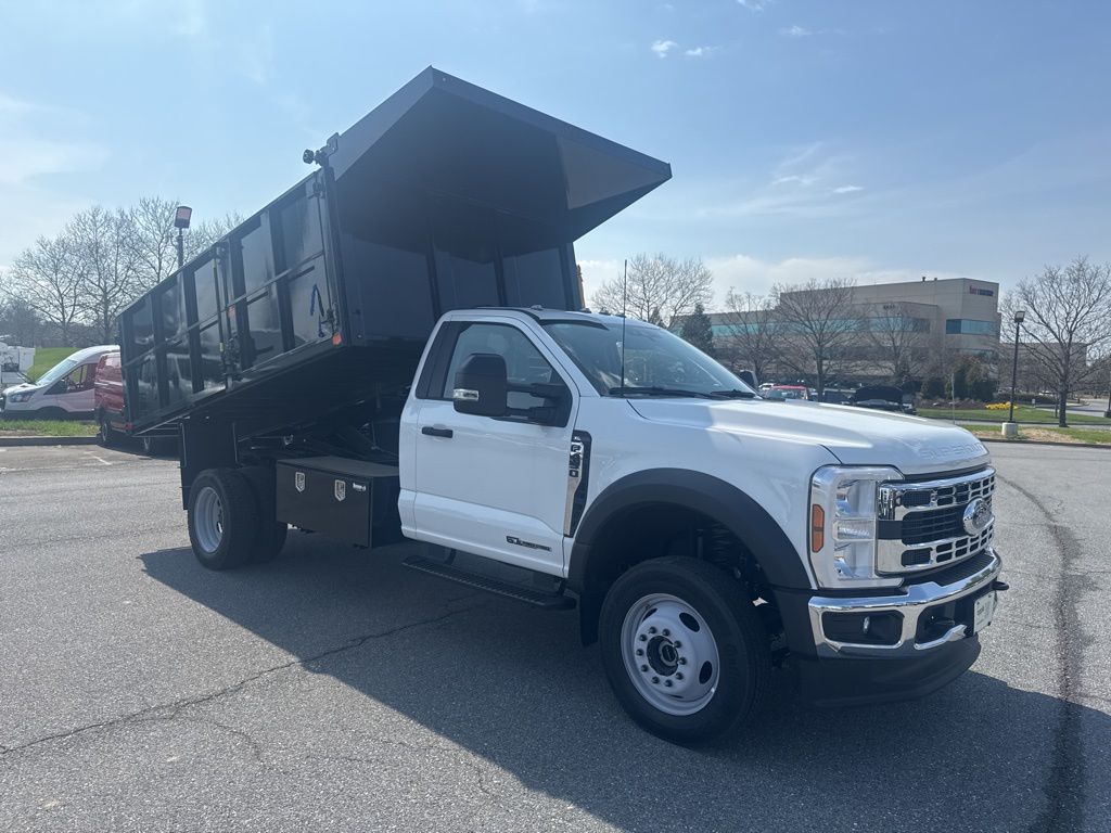 2025 Ford F-450 Chassis XL