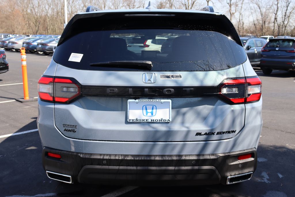 2025 Honda Pilot Black Edition 4