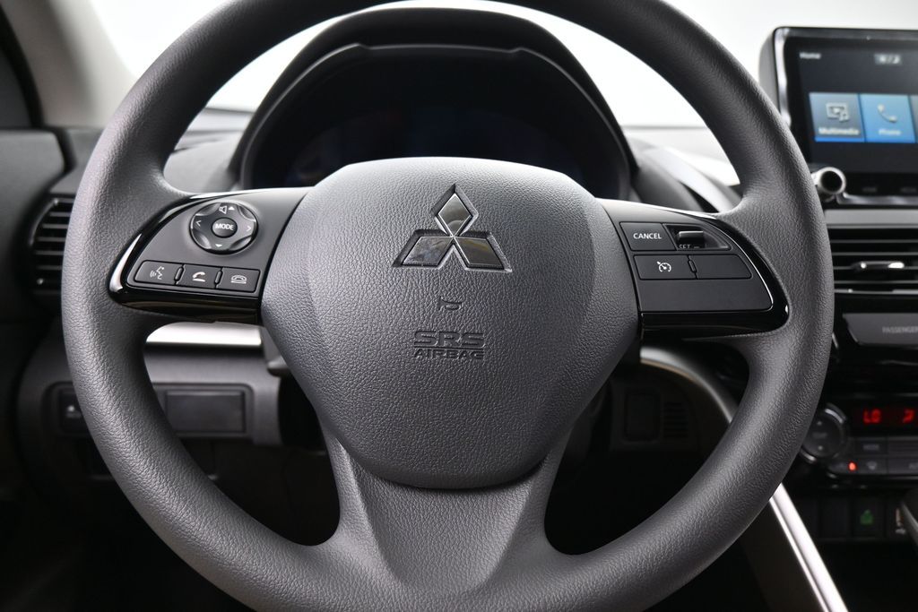 New 2026 Silver Mitsubishi LE image 23
