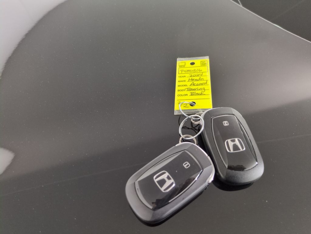 Used 2024 Honda Accord Hybrid For Sale in Fort Wayne, IN
