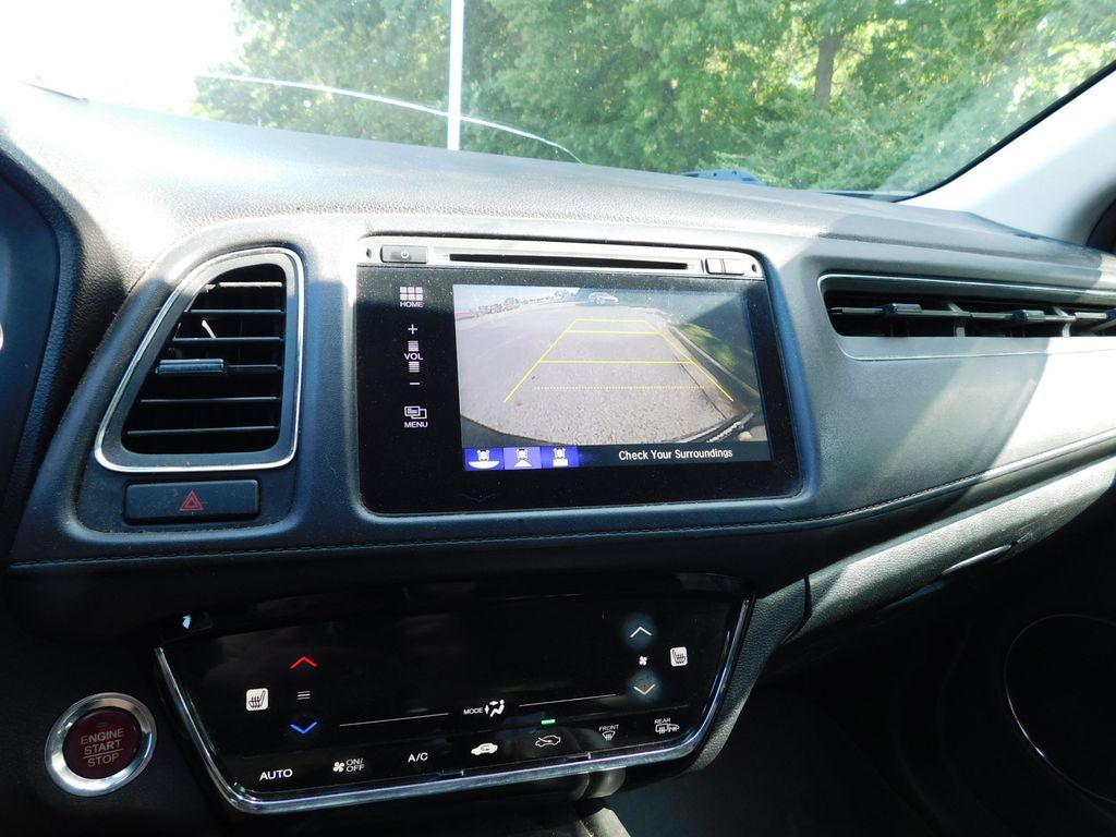 Thumbnail: 2017 Honda HR-V - 11