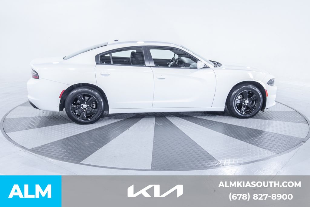 2022 Dodge Charger SXT photo 10