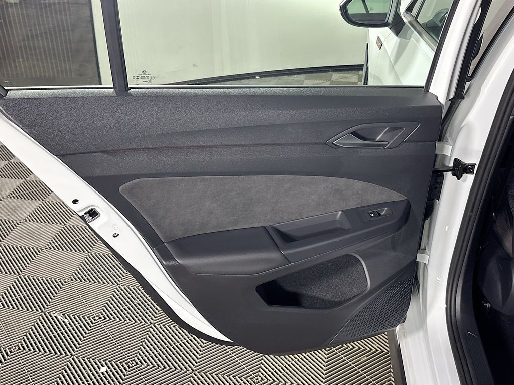 2024 Volkswagen Golf GTI 2.0T S