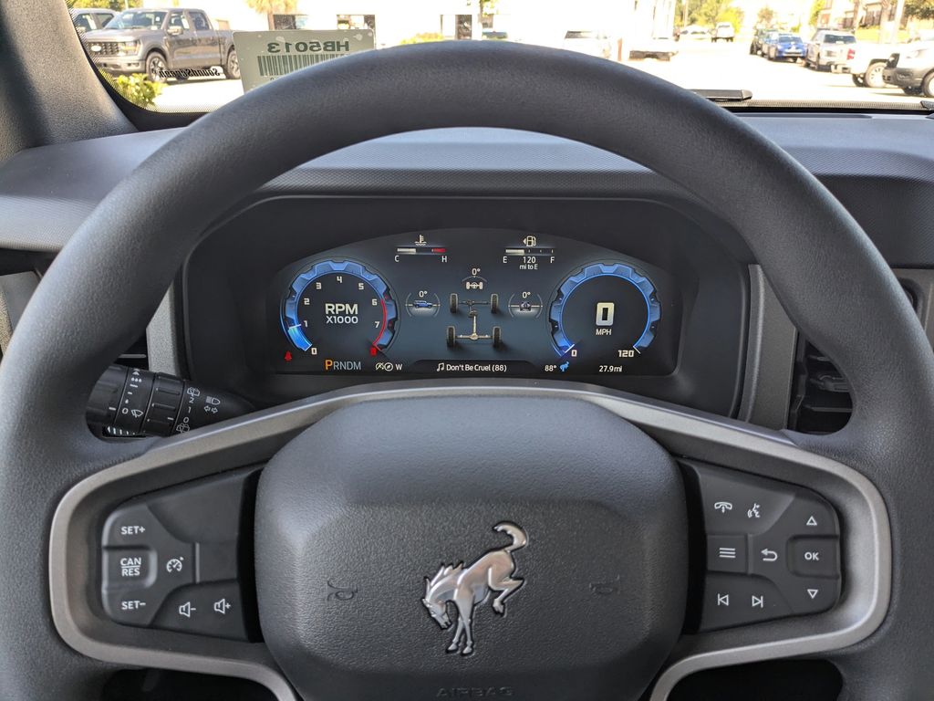 2025 Ford Bronco Base