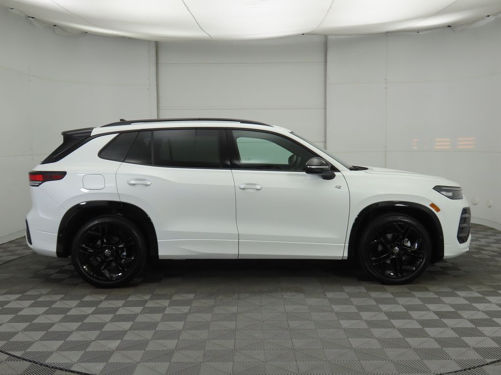 Thumbnail: 2026 Volkswagen Tiguan - 4