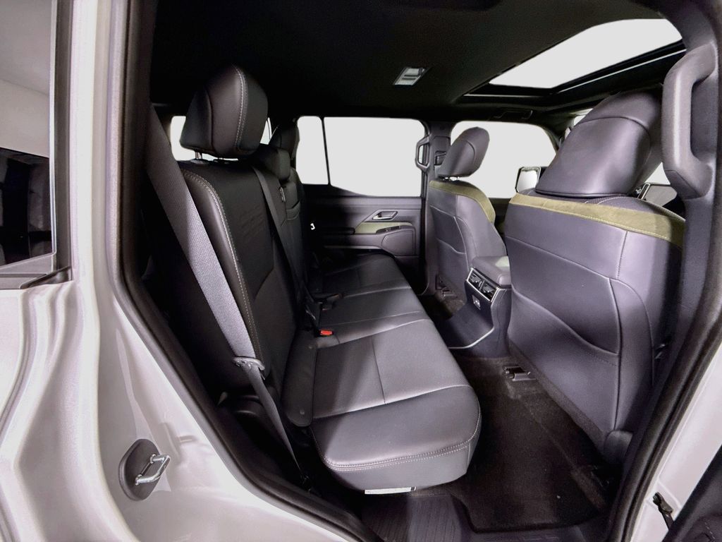 Thumbnail: 2024 Lexus GX - 22
