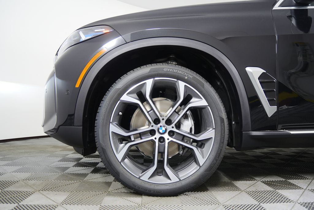 Thumbnail: 2026 BMW X5 - 7