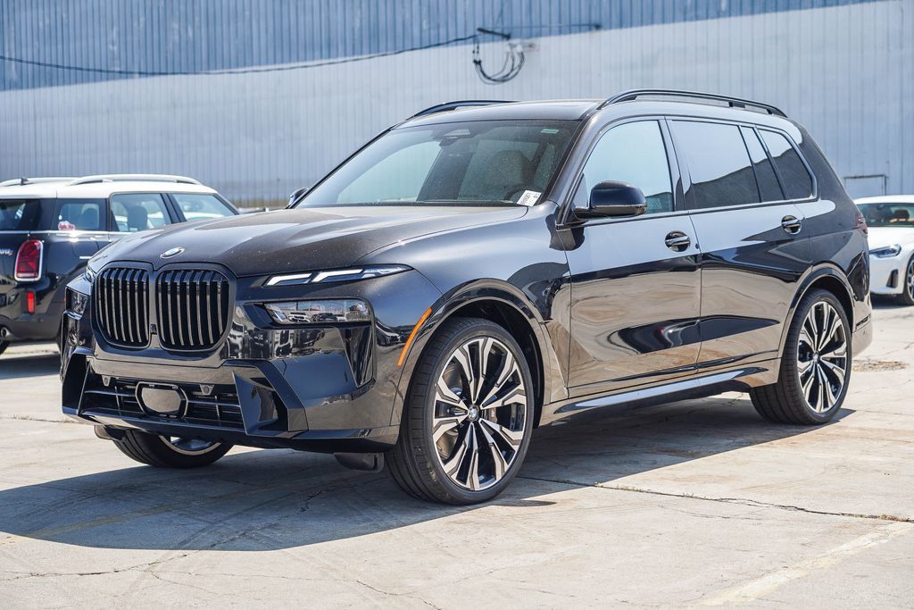 2025 BMW X7 xDrive40i 5