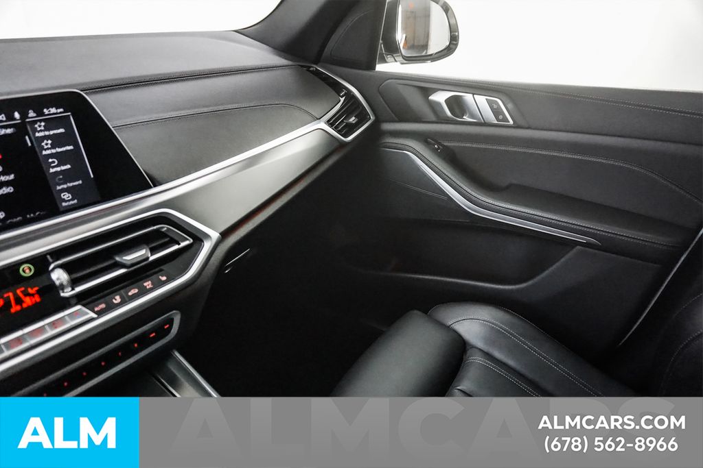 Used 2022 White BMW xDrive40i image 45