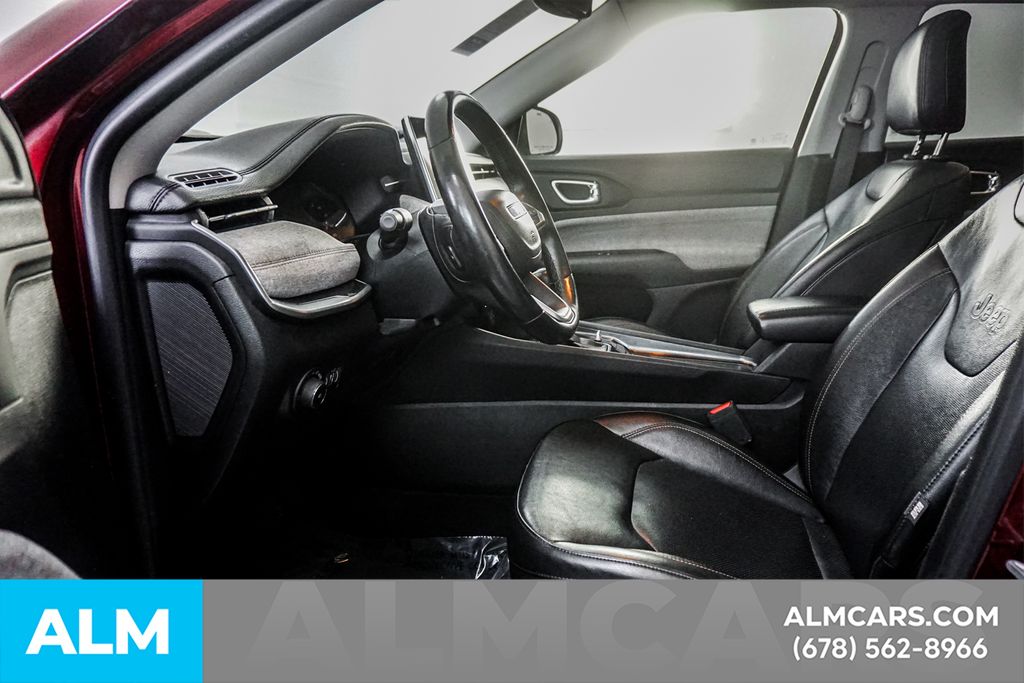 Used 2022 Red Jeep Latitude Lux image 16
