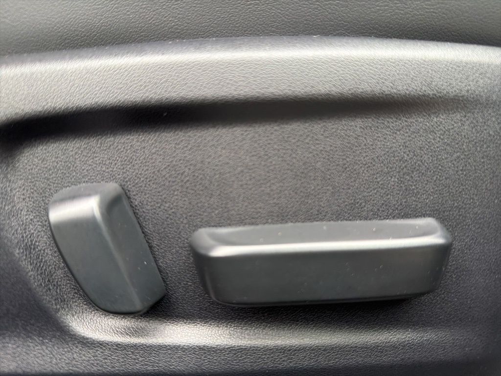 2024 Lexus IS 350 F SPORT Design