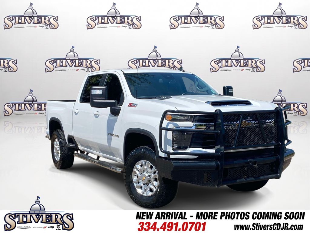 Summit White 2024 Chevrolet Silverado 2500HD Pickup Truck Four-Wheel Drive Automatic