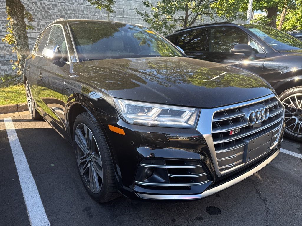 Thumbnail: 2018 Audi SQ5 - 3