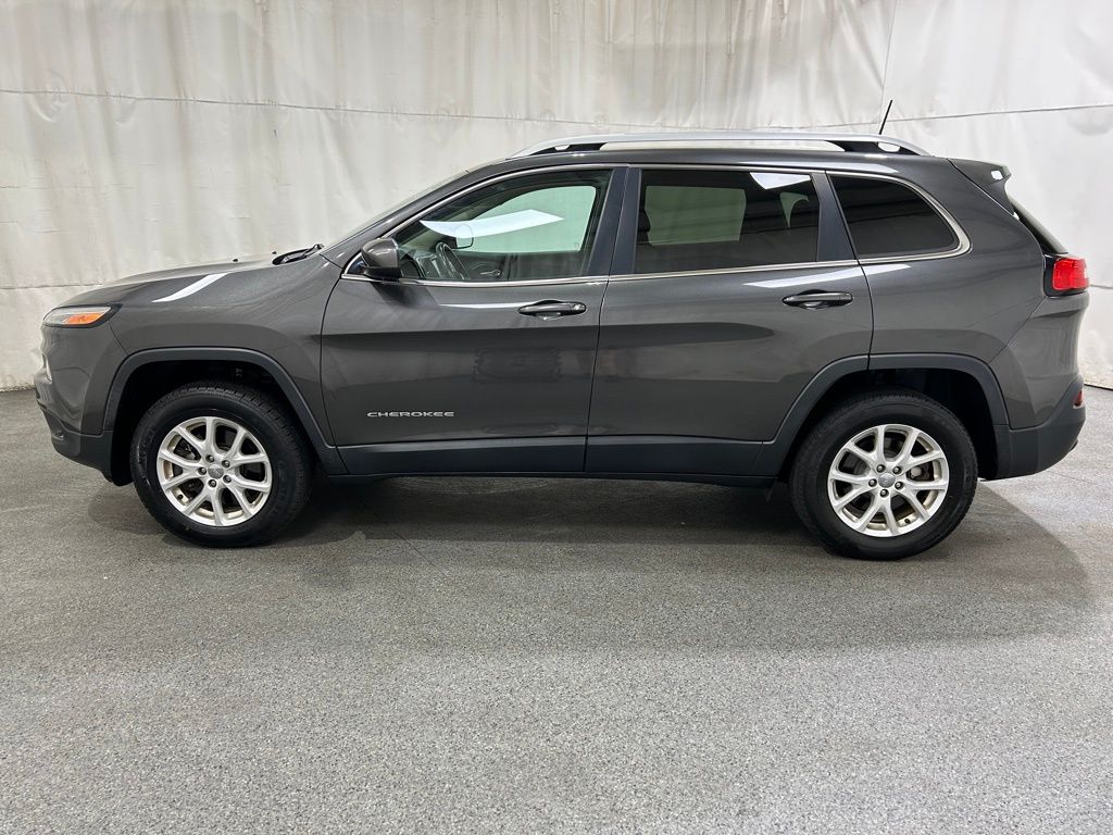 2017 Jeep Cherokee Latitude photo 4