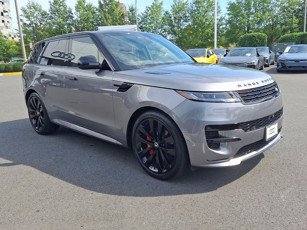 Thumbnail: 2024 Land Rover Range Rover Sport - 3