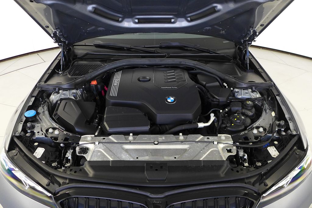 Thumbnail: 2023 BMW 3 Series - 6
