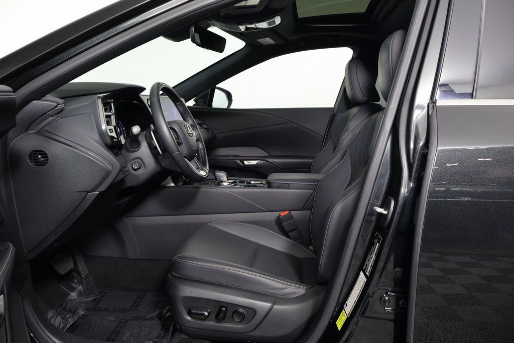 Thumbnail: 2024 Lexus RX - 10