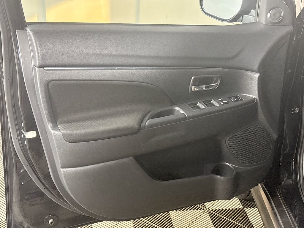 2024 Mitsubishi Outlander Sport 2.0 ES