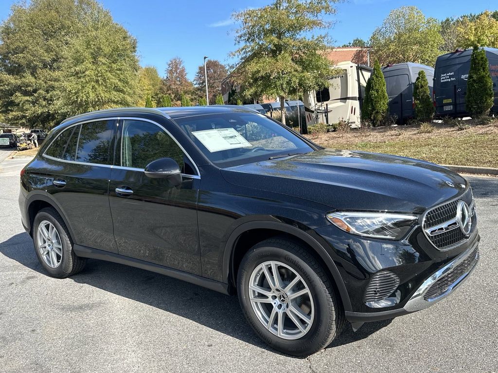 2025 Mercedes-Benz GLC GLC 300 2