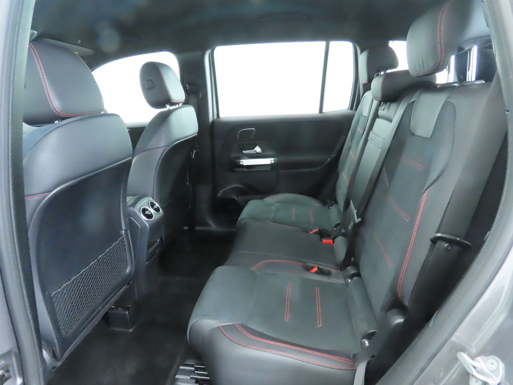 2021 Mercedes-Benz GLB 35 AMG 21