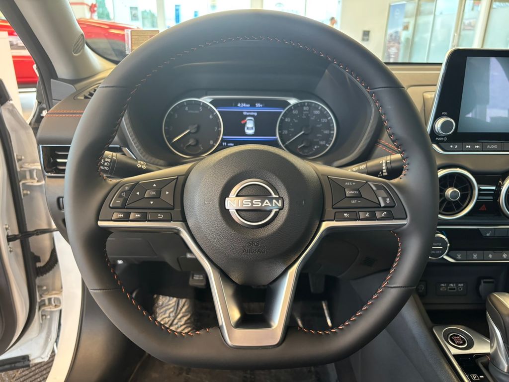 2025 Nissan Sentra SR