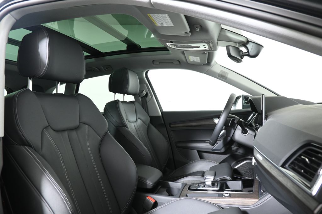 2025 Audi Q5 e Premium Plus 28