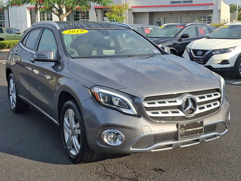 Thumbnail: 2019 Mercedes-Benz GLA - 3