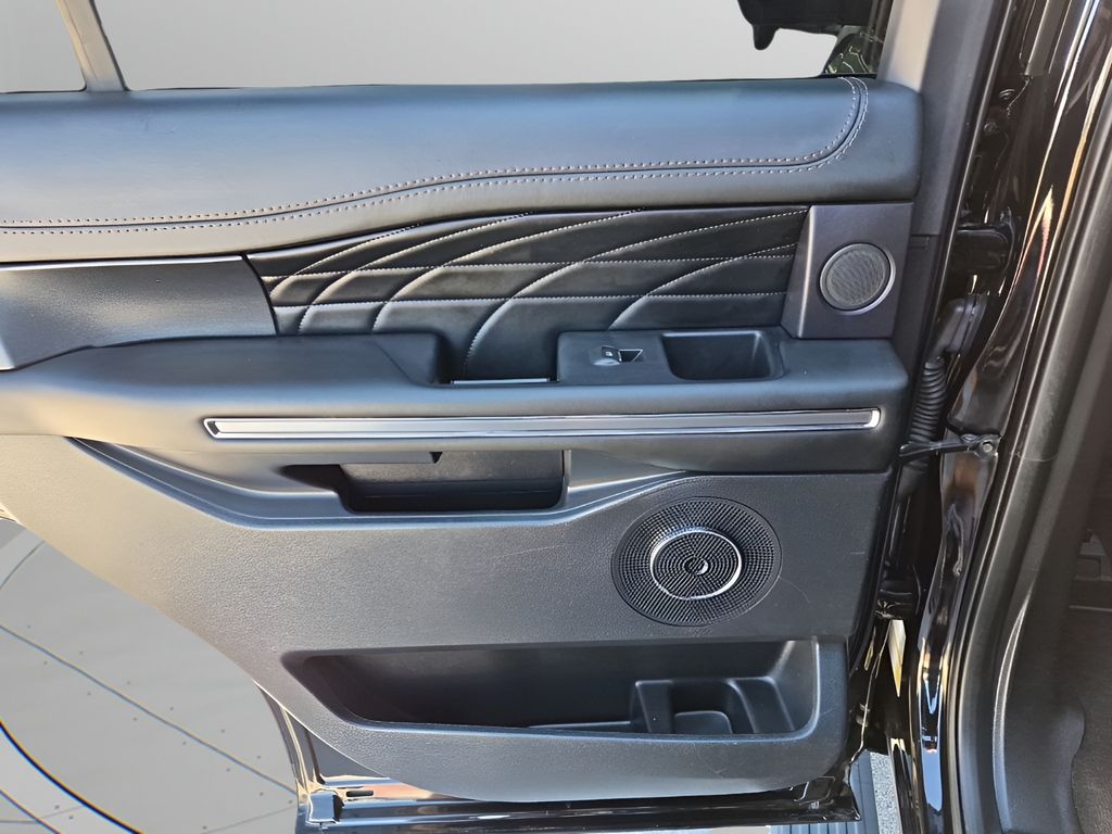 Used 2021 Black Ford Platinum image 17