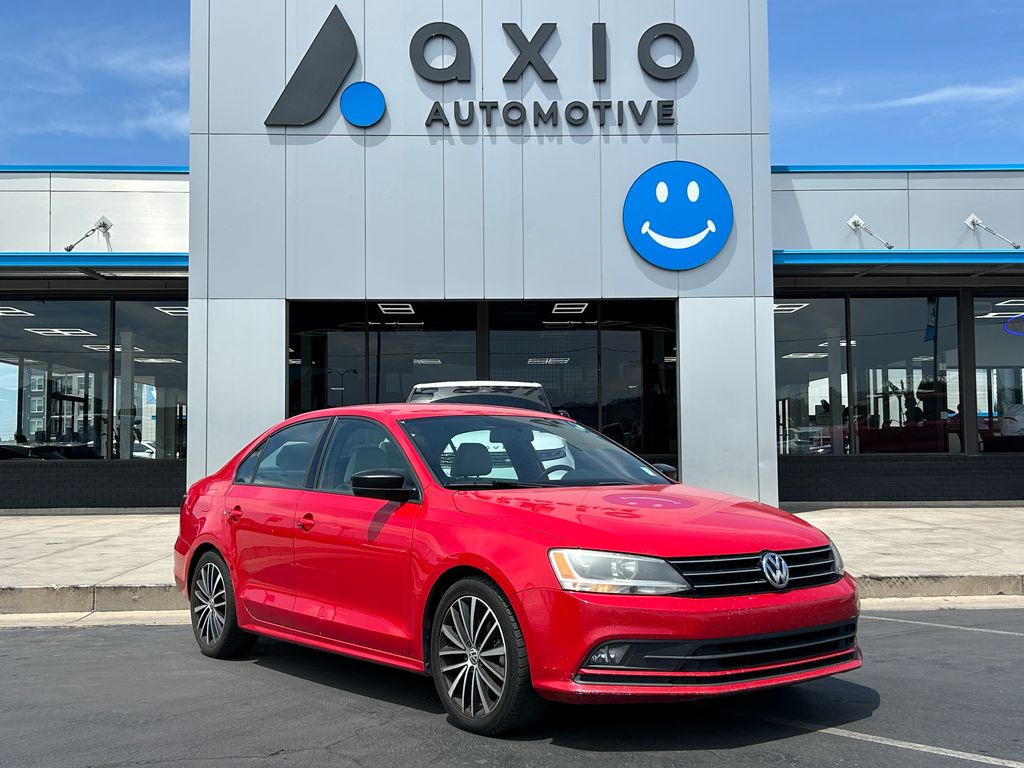 Tornado Red 2015 Volkswagen Jetta Sedan Front-Wheel Drive 6-Speed Automatic
