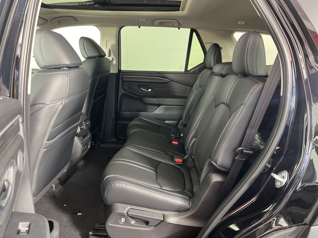 Thumbnail: 2026 Honda Pilot - 25