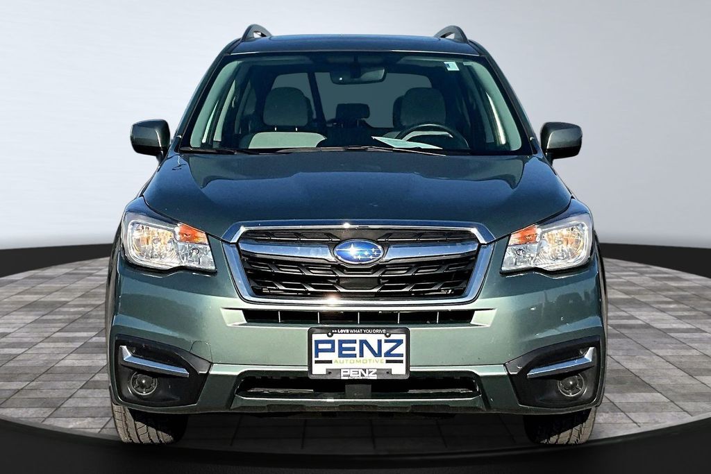 Used 2018 Subaru Forester Premium with VIN JF2SJAEC9JH475794 for sale in Rochester, Minnesota