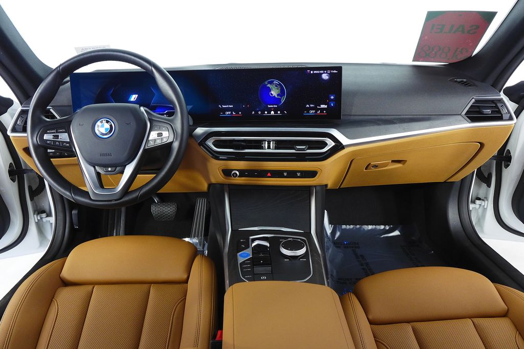 Thumbnail: 2024 BMW i4 - 25