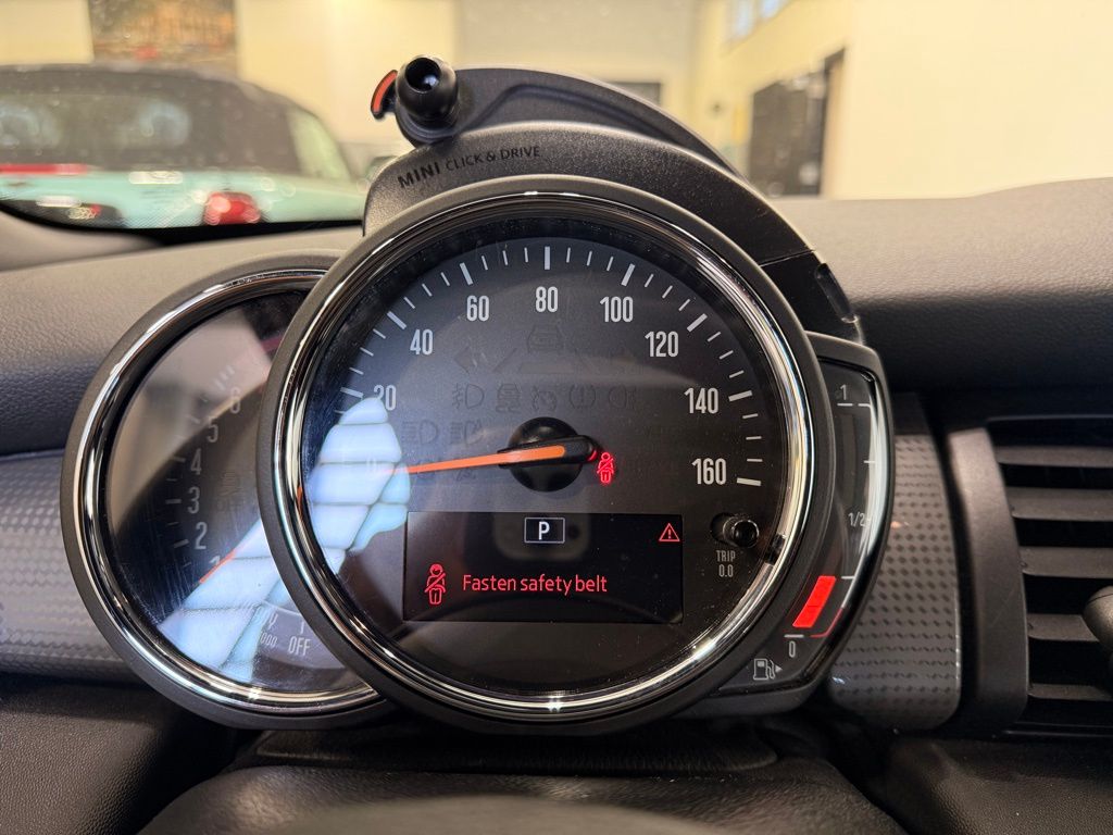 Thumbnail: 2020 MINI Cooper - 15