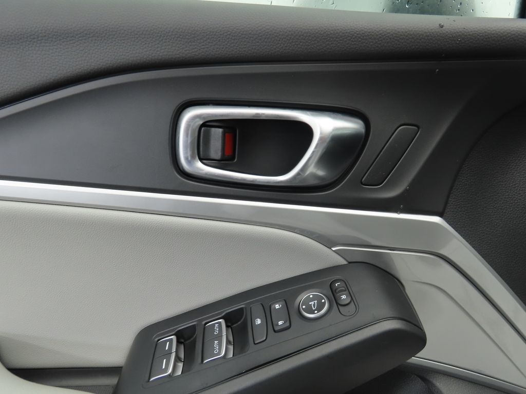 Thumbnail: 2025 Acura Integra - 25