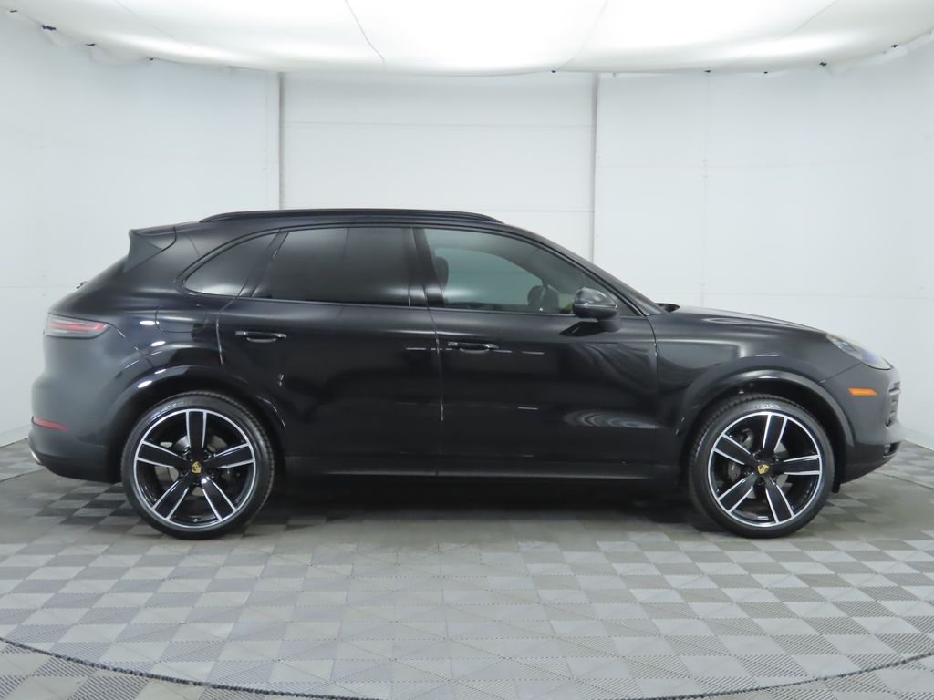 Thumbnail: 2019 Porsche Cayenne - 4