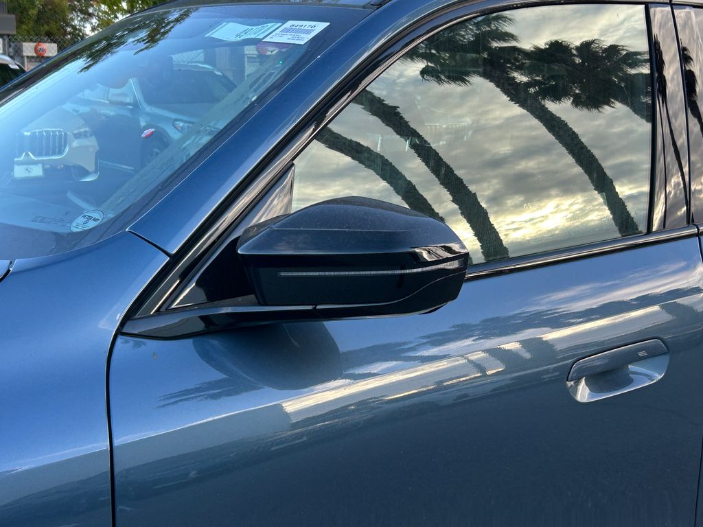 Thumbnail: 2026 BMW X3 - 10