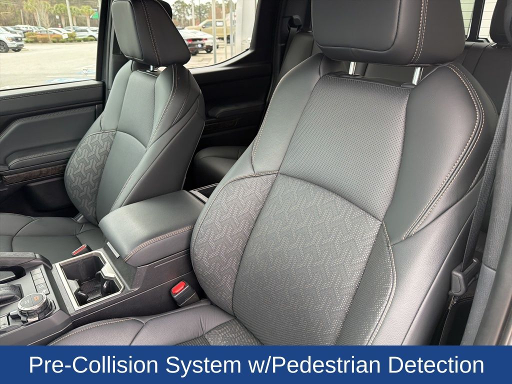 2024 Toyota Tacoma Hybrid Limited 4WD