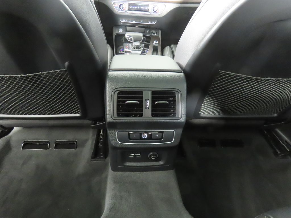 Thumbnail: 2023 Audi Q5 - 27