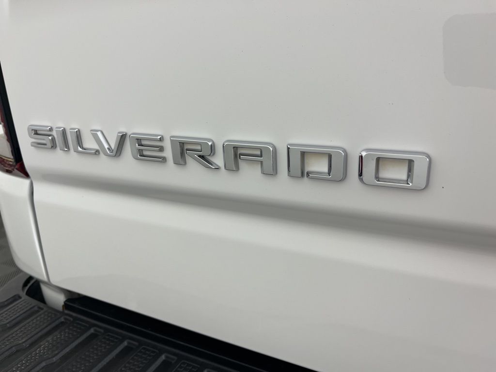 2020 Chevrolet Silverado 1500 RST 9