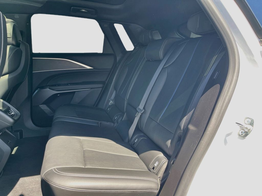 Used 2025 White Cadillac Luxury image 25