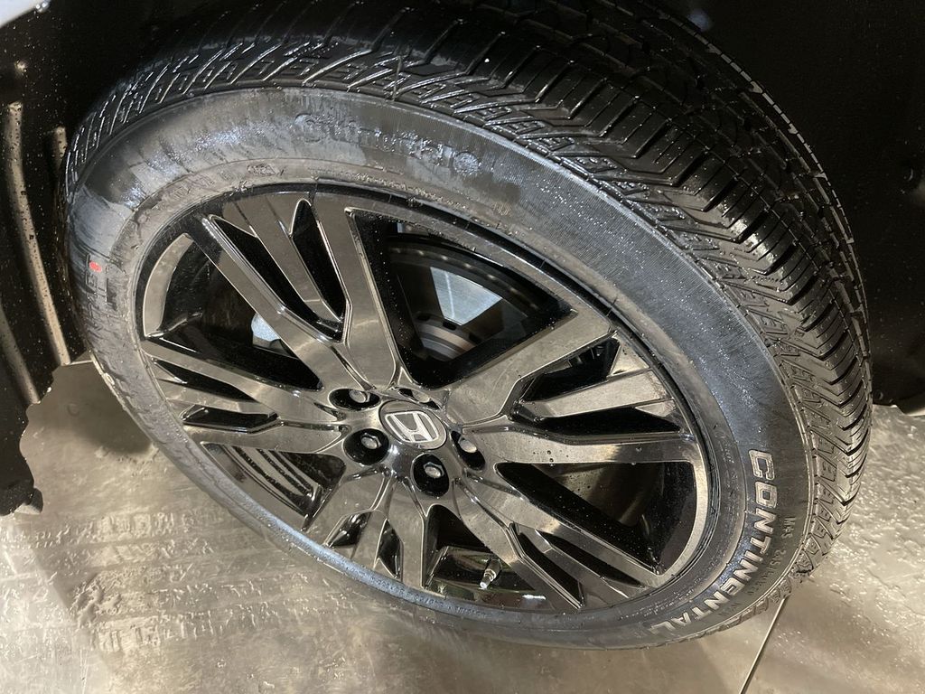 used 2022 Honda Pilot car, priced at $29,120