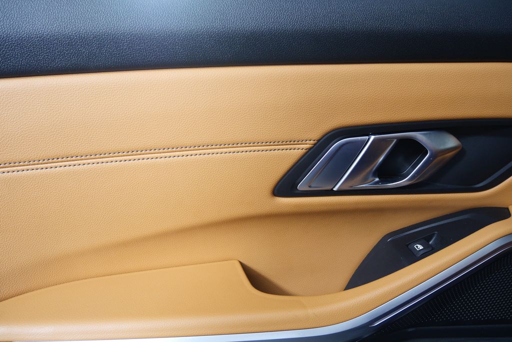 Thumbnail: 2019 BMW 3 Series - 15