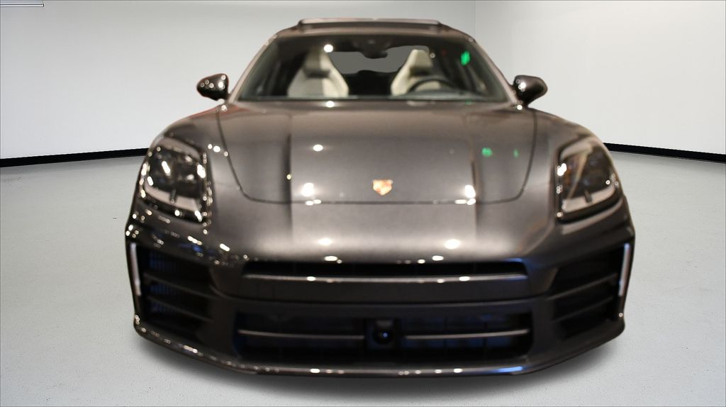 Thumbnail: 2026 Porsche Panamera - 4