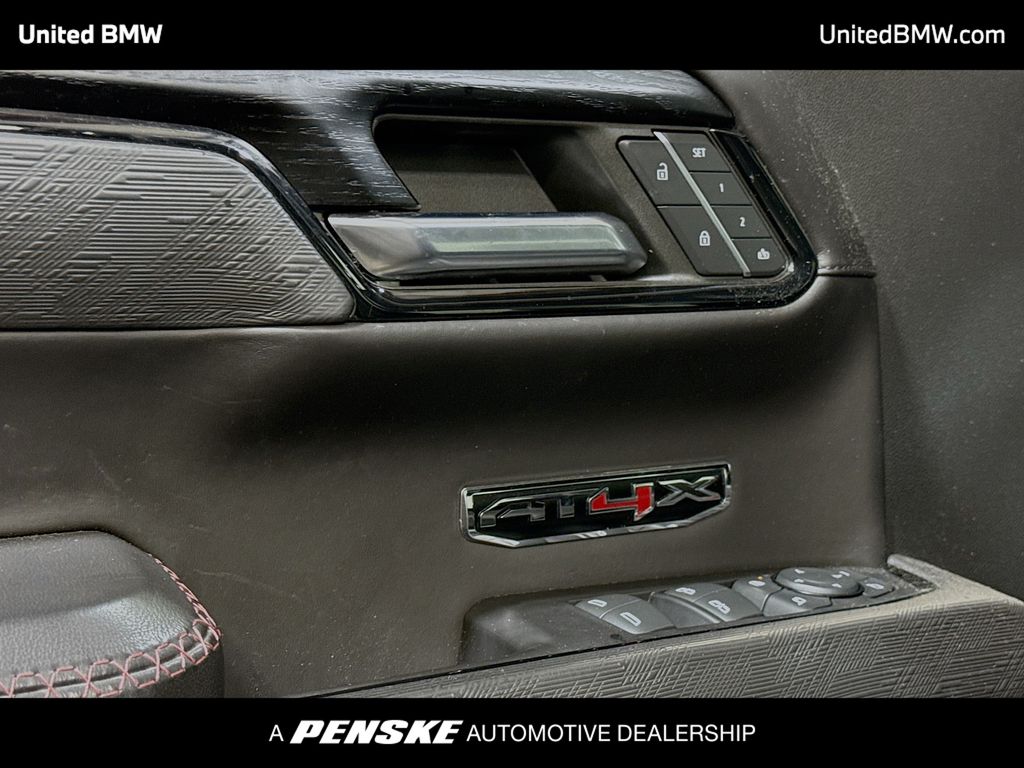 Thumbnail: 2023 GMC Sierra 1500 - 3