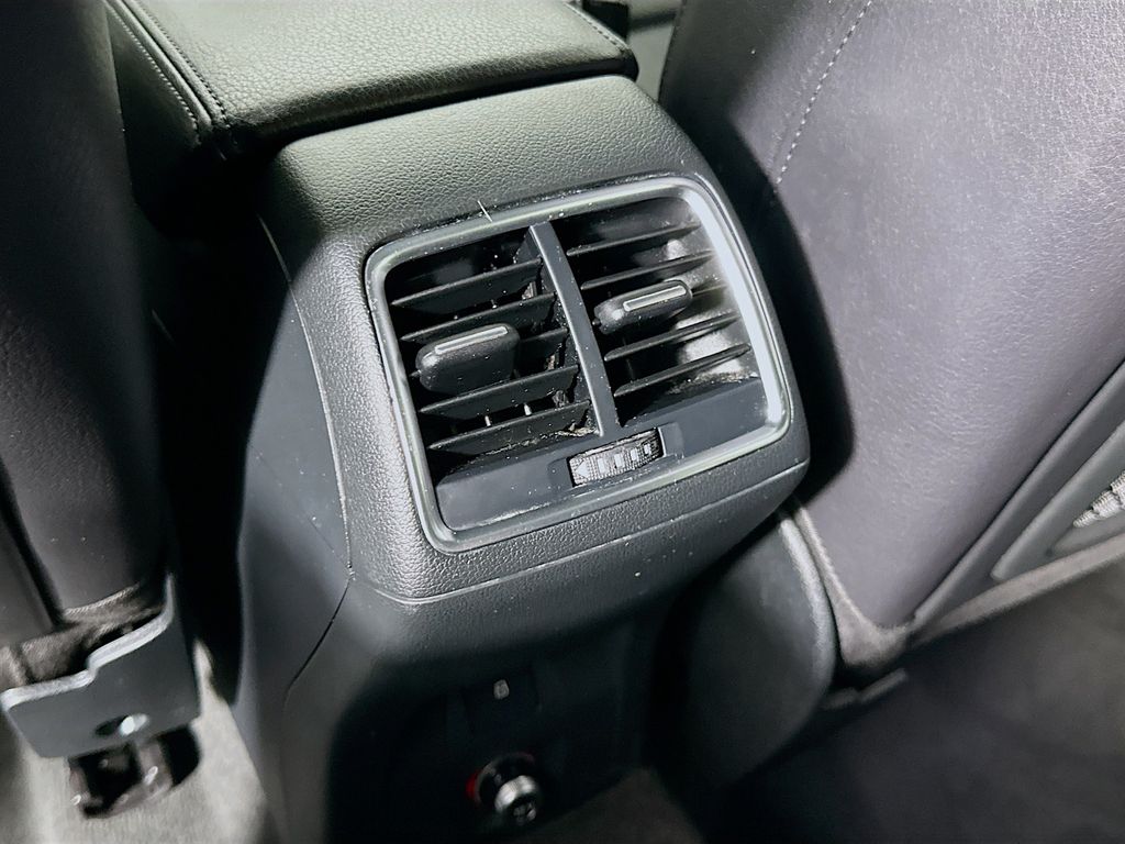 2015 Audi Q3 Prestige 25