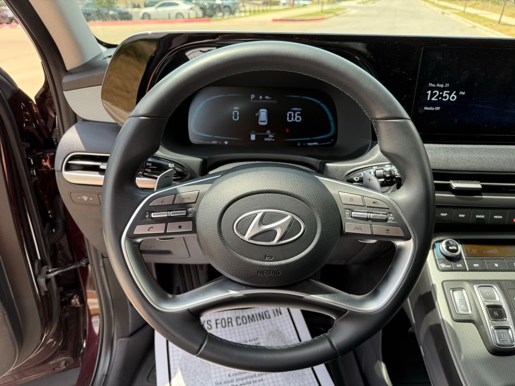 Thumbnail: 2023 Hyundai Palisade - 16