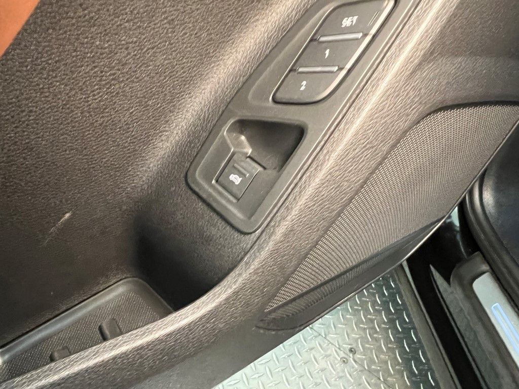 Thumbnail: 2022 Audi Q3 - 32